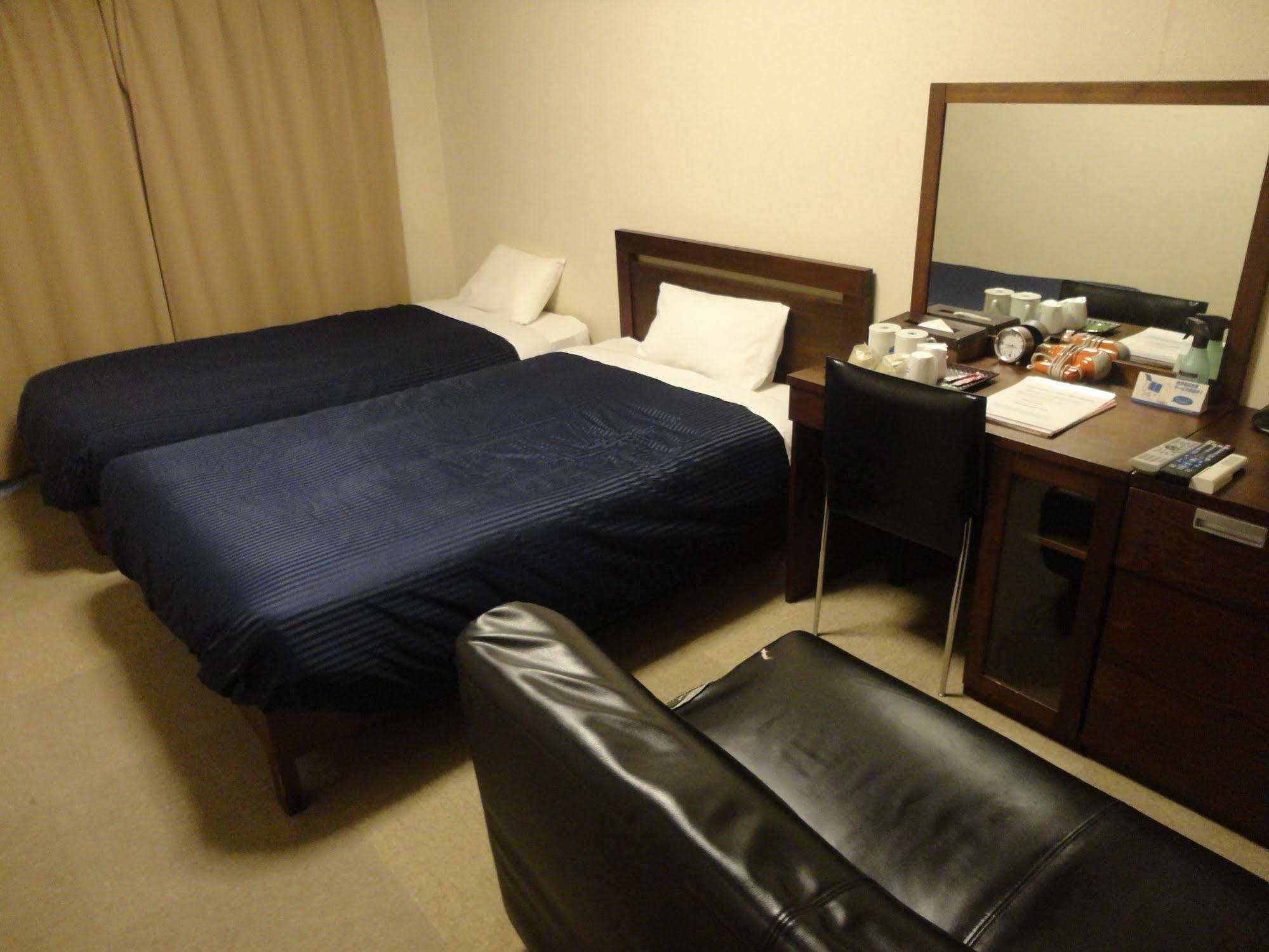 Hotel Livemax Budget Нагоя Экстерьер фото