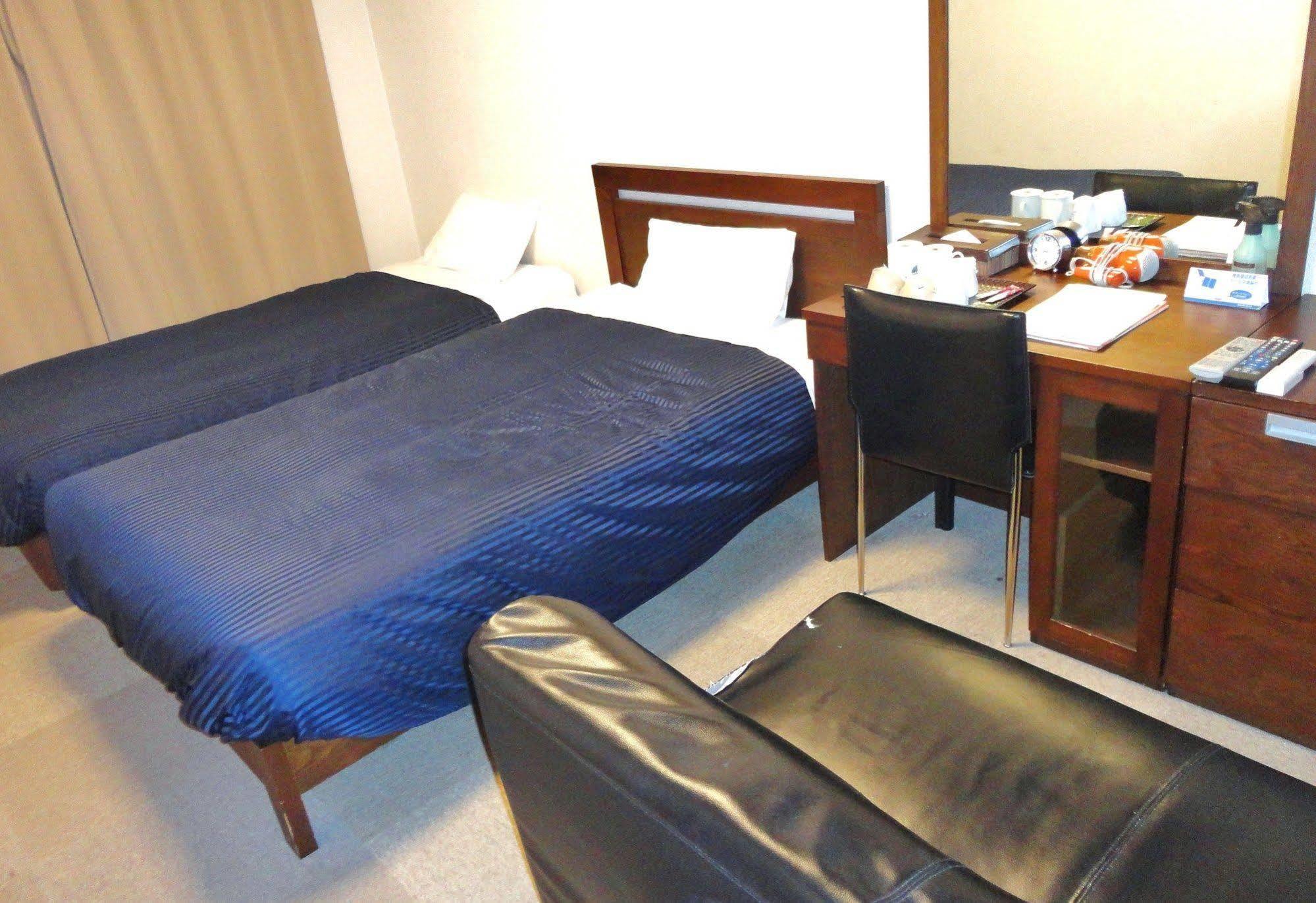 Hotel Livemax Budget Нагоя Экстерьер фото